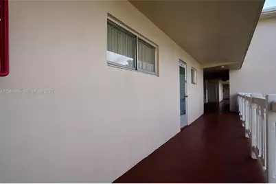 2724 S Garden Dr S #205, Lake Worth, FL 33461 - Photo 3