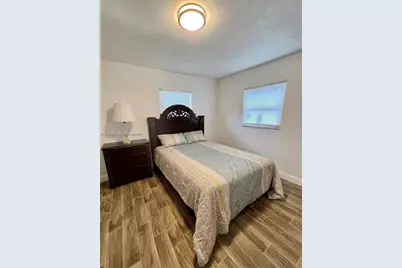 212 N 41st St, Fort Pierce, FL 34947 - Photo 5