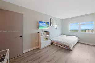 2801 NE 183rd St, Aventura, FL 33160 - Photo 21