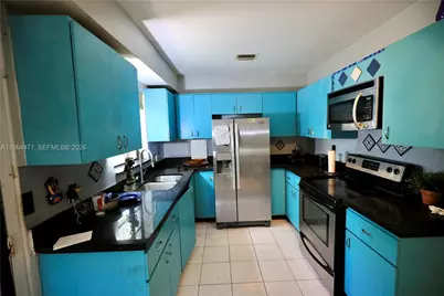 655 NE 82nd St, Miami, FL 33138 - Photo 5