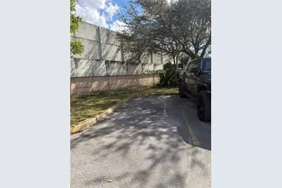 8009 W 6th Ave #H, Hialeah, FL 33014 - Photo 23
