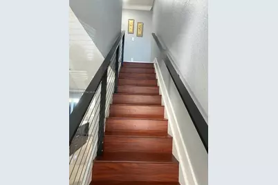 9425 NW 114th Ln #3, Hialeah Gardens, FL 33018 - Photo 11