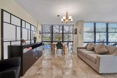 1000 Parkview Dr #231, Hallandale Beach, FL 33009 - Photo 11