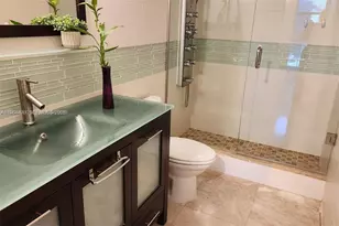 1000 Parkview Dr, Hallandale Beach, FL 33009 - Photo 19
