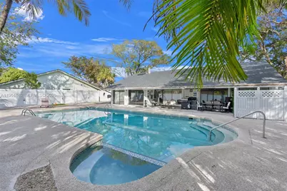 501 NW 78th Way, Plantation, FL 33324 - Photo 5