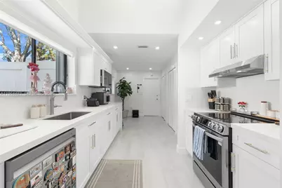 501 NW 78th Way, Plantation, FL 33324 - Photo 3