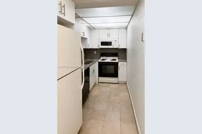 4721 NW 7th St #305-12, Miami, FL 33126 - Photo 5