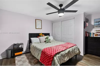 9401 NW 81st Ct, Tamarac, FL 33321 - Photo 31