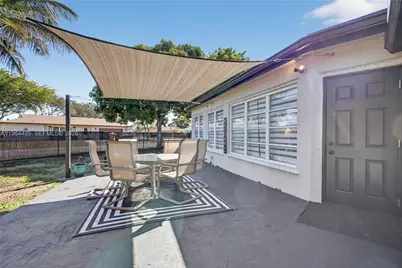 9401 NW 81st Ct, Tamarac, FL 33321 - Photo 49