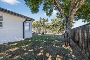 9401 NW 81st Ct, Tamarac, FL 33321 - Photo 53