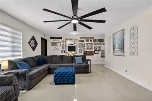 9401 NW 81st Ct, Tamarac, FL 33321 - Photo 17