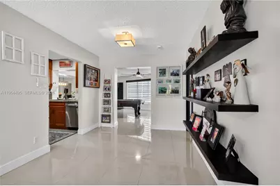 9401 NW 81st Ct, Tamarac, FL 33321 - Photo 15