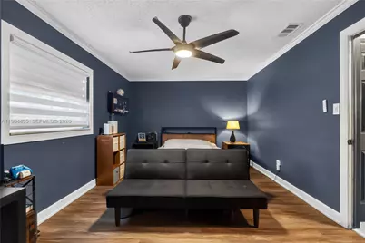 9401 NW 81st Ct, Tamarac, FL 33321 - Photo 39