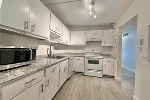 1470 NE 125th Terrace, North Miami, FL 33161 - Photo 3