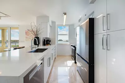 90 Alton Rd #902, Miami Beach, FL 33139 - Photo 15