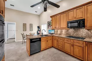 7371 NW 83rd Way, Tamarac, FL 33321 - Photo 9