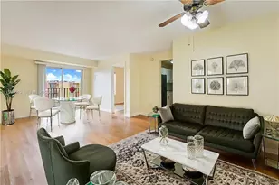 4801 NW 7th St, Miami, FL 33126 - Photo 1