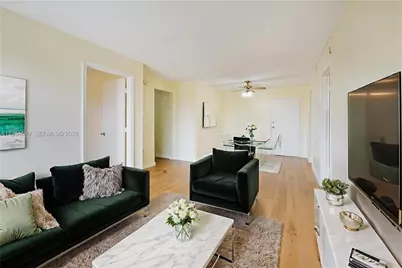 4801 NW 7th St #803-16, Miami, FL 33126 - Photo 3