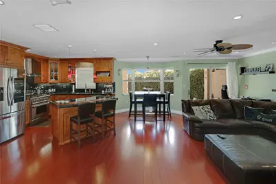 9465 SW 155th Ave, Miami, FL 33196 - Photo 9