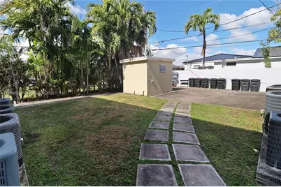 8100 Crespi Blvd #3, Miami Beach, FL 33141 - Photo 21