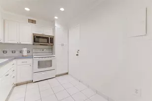 1980 S Ocean Dr, Hallandale Beach, FL 33009 - Photo 13