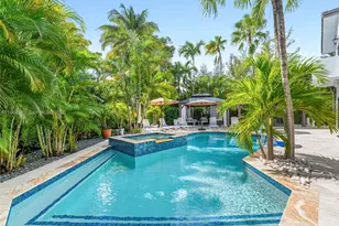 6180 Pine Tree Dr, Miami Beach, FL 33140 - Photo 51