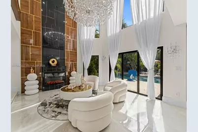 6180 Pine Tree Dr, Miami Beach, FL 33140 - Photo 15