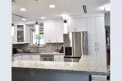 630 N 66th Ave, Hollywood, FL 33024 - Photo 5