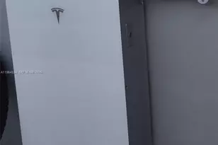 630 N 66th Ave, Hollywood, FL 33024 - Photo 9