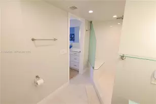 4201 N Ocean Dr, Hollywood, FL 33019 - Photo 25