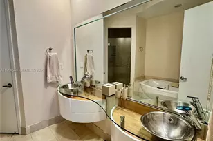 18101 Collins Ave, Sunny Isles Beach, FL 33160 - Photo 7