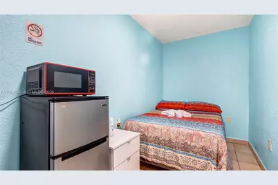 508 W 1st Ave, Hialeah, FL 33010 - Photo 11