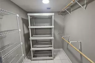 10722 W Clairmont Cir, Tamarac, FL 33321 - Photo 27