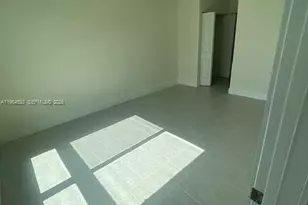 8167 NW 41st St, Doral, FL 33166 - Photo 11