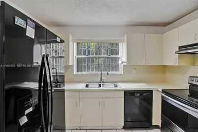 13401 SW 38th St, Miami, FL 33175 - Photo 17