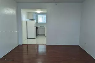 220 Collins Ave, Miami Beach, FL 33139 - Photo 9