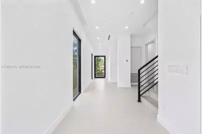 1337 NE 13th Ave, Fort Lauderdale, FL 33304 - Photo 13