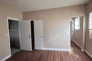 295 NE 55th St, Miami, FL 33137 - Photo 3