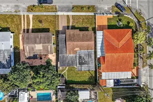 1010 W 33rd Pl, Hialeah, FL 33012 - Photo 11