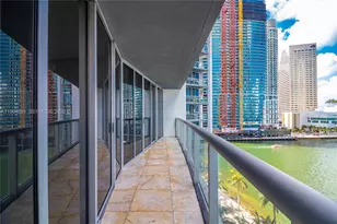 465 Brickell Ave, Miami, FL 33131 - Photo 17