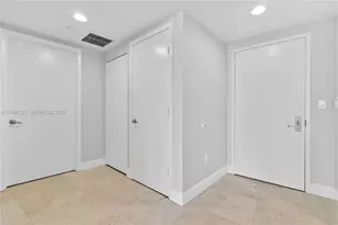 465 Brickell Ave, Miami, FL 33131 - Photo 11