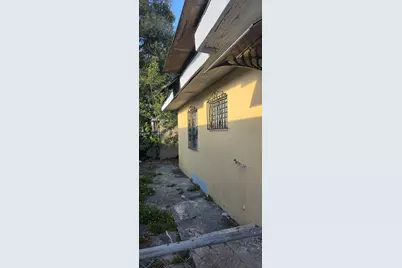 1511 NW 64th St, Miami, FL 33147 - Photo 1