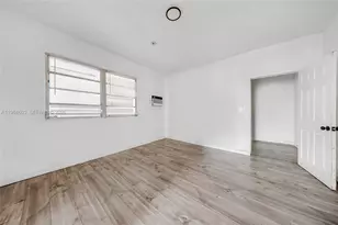 1342 NW 1st St, Miami, FL 33125 - Photo 29