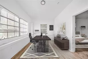 1342 NW 1st St, Miami, FL 33125 - Photo 27