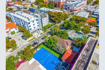 1342 NW 1st St, Miami, FL 33125 - Photo 63