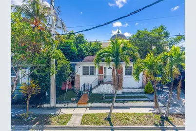1342 NW 1st St, Miami, FL 33125 - Photo 5