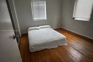 8110 Crespi Blvd, Miami Beach, FL 33141 - Photo 9