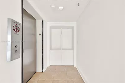 385 Poinciana Dr #1230, Sunny Isles Beach, FL 33160 - Photo 29
