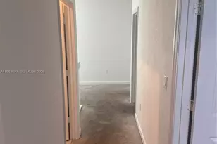 623 SE 13th St Cir, Homestead, FL 33034 - Photo 13