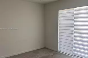 623 SE 13th St Cir, Homestead, FL 33034 - Photo 17